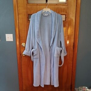 Croft & Barrow Sky Blue Plush Robe